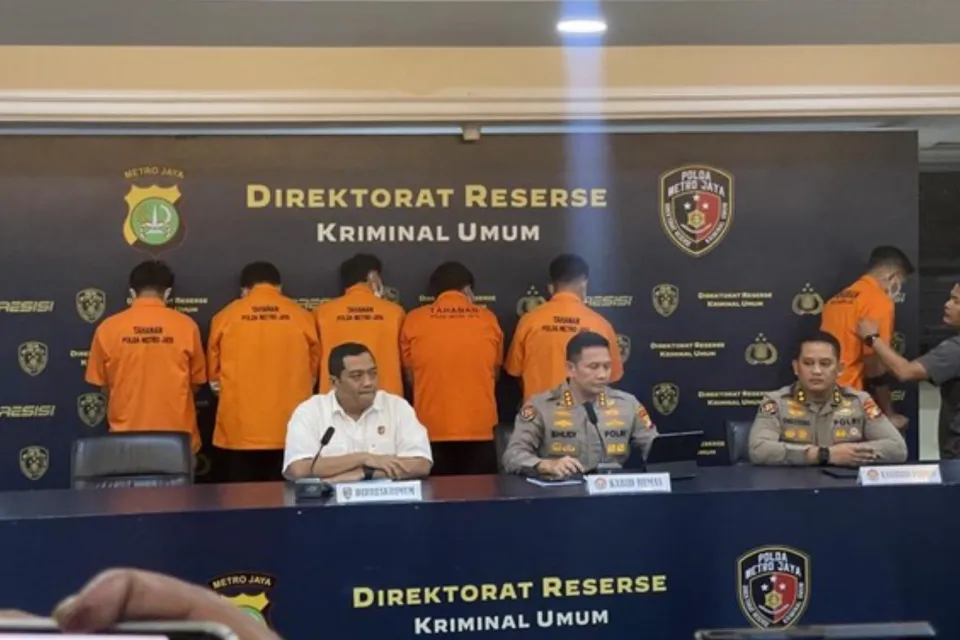 Polda Metro Jaya Bongkar Sindikat Buzzer Hoaks, 8 Tersangka Ditangkap