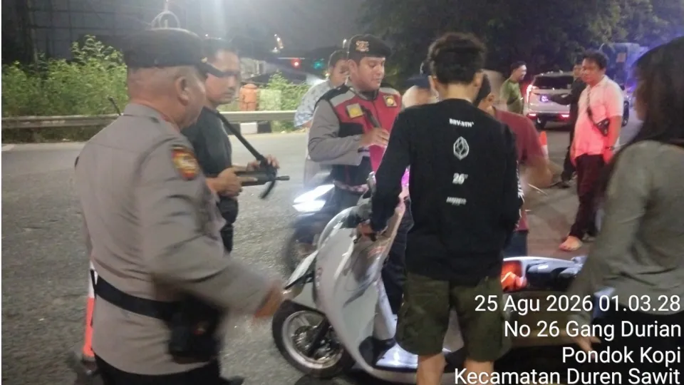 Polsek Bekasi Barat Gelar Razia dan Patroli, Antisipasi Kejahatan Jalanan serta Tawuran