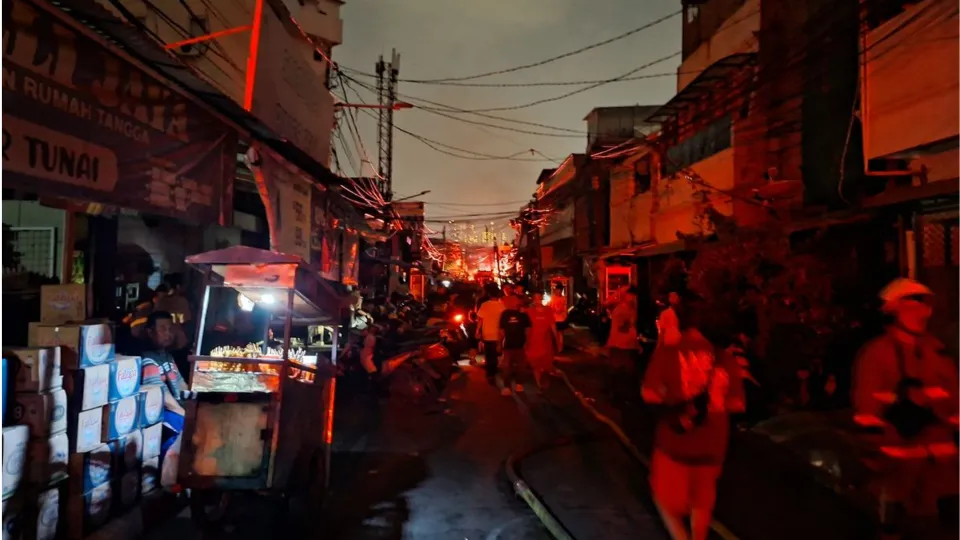 Kebakaran di Kramat Senen Hanguskan 50 Bangunan, Polisi Pastikan Tak Ada Korban Jiwa