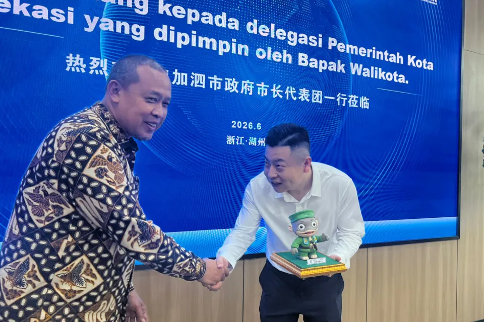 Tri Adhianto Minta Wangneng Prioritaskan Tenaga Kerja Lokal Bekasi, Strategi Besar PSEL Bantargebang