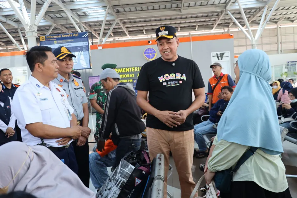 60 Persen Warga Bekasi Mudik H-1 Lebaran, Tri Adhianto Sebut Sisanya Pemain Inti Kota