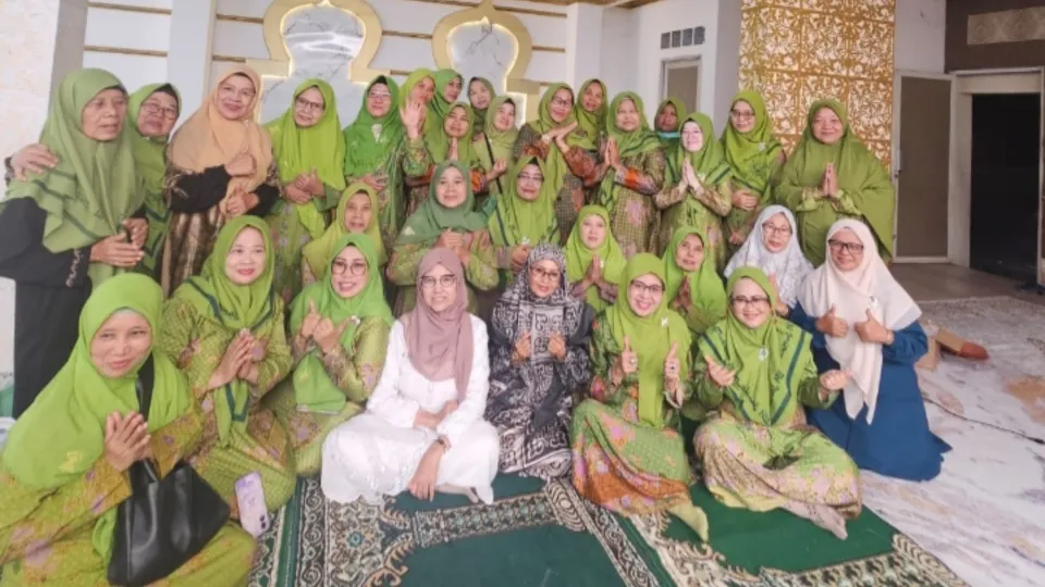97 Kali Khatam Al-Qur’an, Hari Ini Muslimat NU Karawang Gelar Maulid Nabi di Kediaman Hj. Yati Yunanto