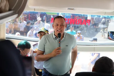 Mudik Gratis Bekasi 2026 Meledak! 27 Bus Dilepas Wali Kota 1.458 Warga Pulang Kampung Tanpa Biaya