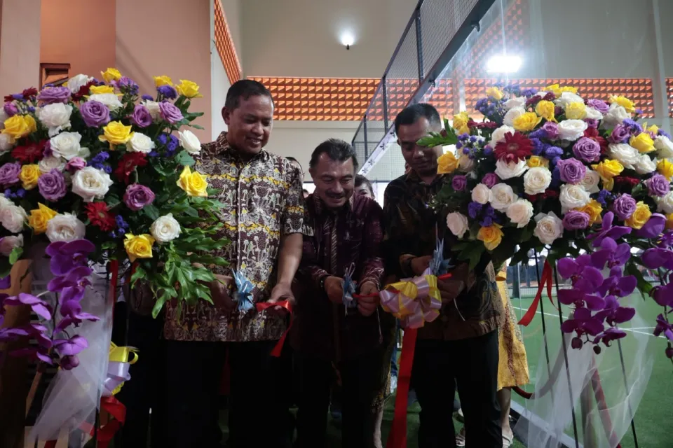 Tri Adhianto Resmikan UP Padel di Bekasi, Dorong Investasi dan Pertumbuhan Ekonomi