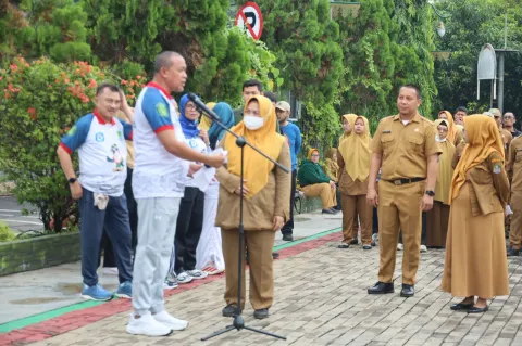 Wali Kota Bekasi Evaluasi Ketidakhadiran 364 Pegawai Saat Apel, Soroti Kendala Presensi Mobile