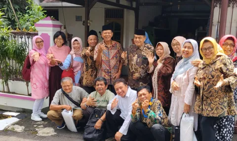 Pengabdian dan Transformasi FIKOM UPDM(B) Dosen -Dosen sebagai pejuang kader Pak Moestopo