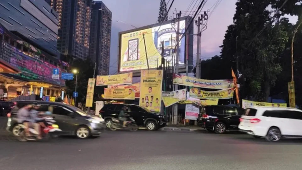 Musda XI Golkar Sumut Ricuh, Dua Kelompok Saling Serang di Depan Hotel