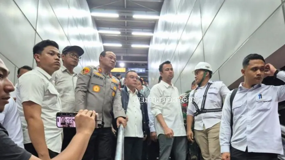 3 Tewas, 29 Korban Dirawat! Sufmi Dasco Ahmad Tinjau Lokasi Tabrakan Kereta di Bekasi Timur