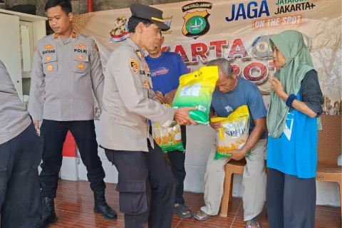 Polsek Medansatria Serap Aspirasi Warga Bekasi, Program Jaga Jakarta On The Spot di Kelurahan Pejuang