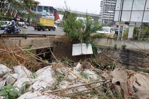 Saluran Menyempit Picu Genangan, Pemkot Bekasi Siapkan Long Storage di Jatibening