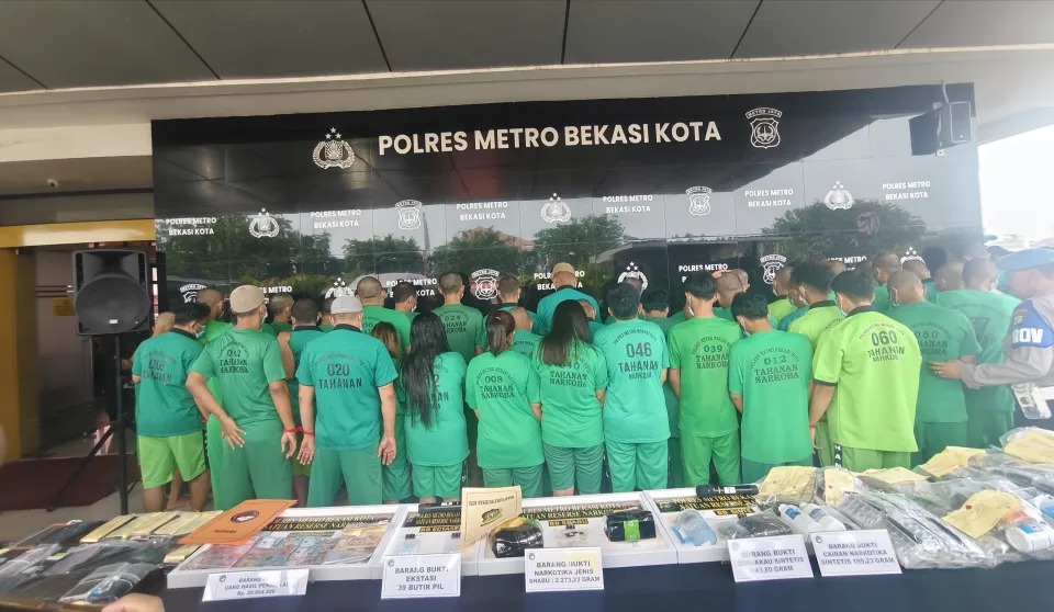 Operasi Nila Jaya Bekasi 2026 Ungkap 74 Tersangka, Polisi Sita 49 Ribu Obat Keras