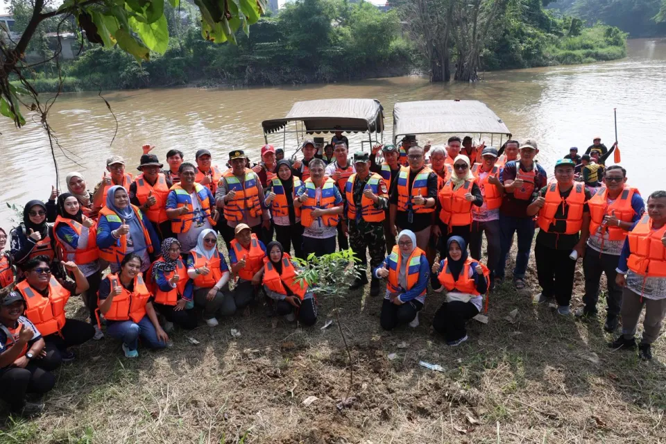 3 Fakta HUT Kota Bekasi Hari Ini, Wawali Susur Kali dan Tanam Pohon, Aksi Peduli Lingkungan Jadi Sorotan