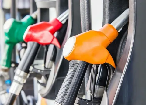 Harga BBM Pertamina Non-Subsidi Serentak Naik 1 Maret 2026 Dampak Lebih Besar dari Sekadar Liter!