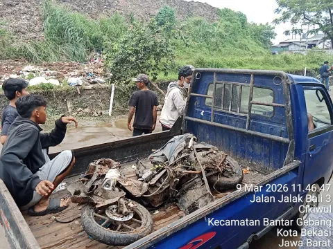 Motor Milik Warga Ditemukan di Lokasi Longsor Bantargebang, Polisi Serahkan ke Pemilik