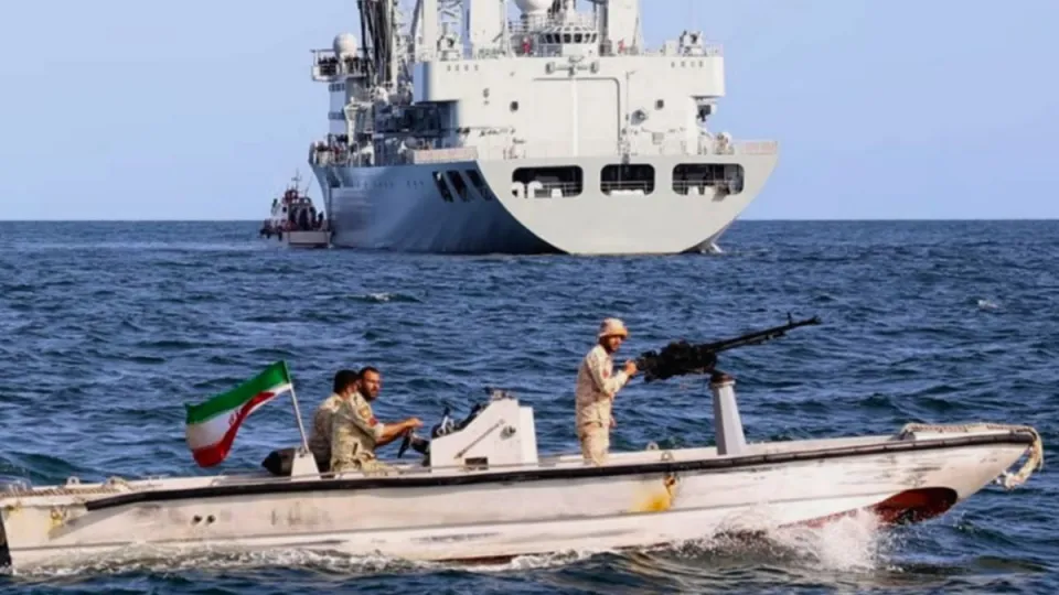Latihan Militer Iran di Selat Hormus Picu Ketegangan Baru dengan AS
