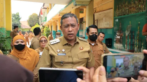 Dampak Erupsi Anak Krakatau, Wali Kota Bekasi Tinjau Langsung PJJ di Sekolah: Keselamatan Siswa Jadi Prioritas
