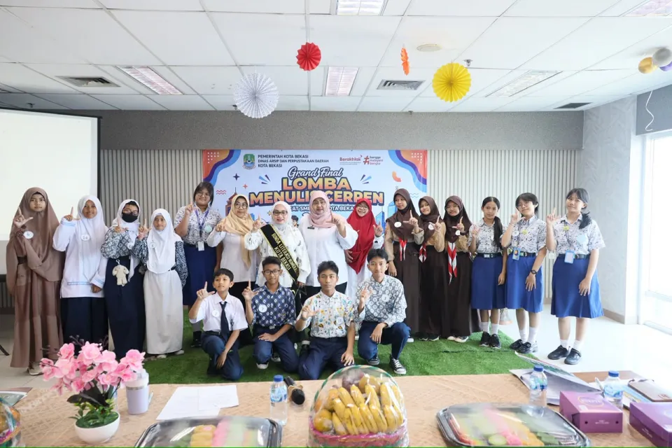 Bunda Literasi Kota Bekasi Dorong Pelajar Kreatif dan Bijak Berliterasi di Era Digital