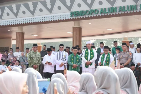 Hari Santri 2026 Kota Bekasi, Tri Adhianto Dorong Pesantren Jadi Ruang Pendidikan yang Aman dan Berkarakter