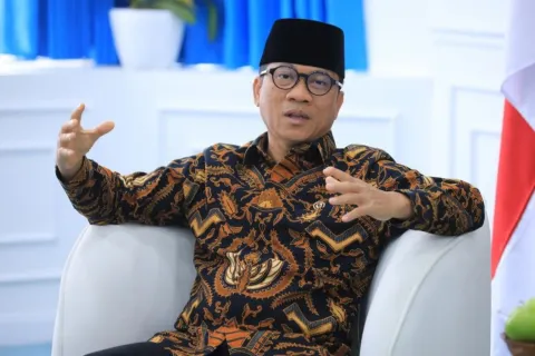 Terbaru Mendes Yandri Minta Masyarakat Waspadai Konten Medsos yang Menyesatkan