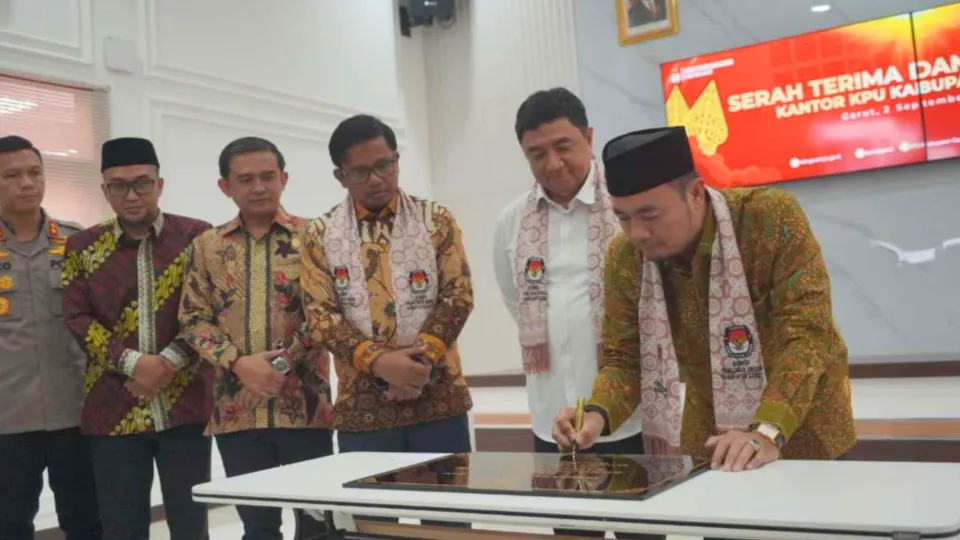Bupati Garut Resmikan Kantor Baru KPU, Dorong Pemilu Lebih Profesional dan Berintegritas