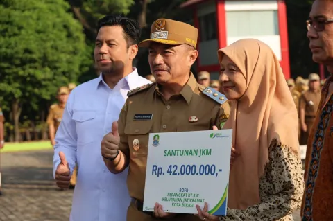 Harris Bobihoe Bongkar Dua Prioritas Besar Bekasi: Berantas Kecurangan SPMB dan Atasi Krisis Sampah