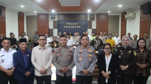 Kompolnas Visitasi Polrestabes dan Polres Semarang, Soroti Inovasi Pelayanan hingga Pemberdayaan Masyarakat