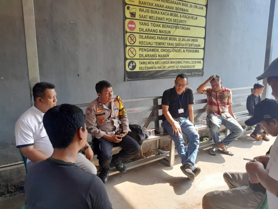 Jaga Jakarta On The Spot di Jatisari, Bhabinkamtibmas Serap Aspirasi Warga