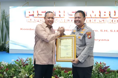 Pisah Sambut Kapolres Metro Bekasi Kota, Wali Kota Bekasi Apresiasi Pengabdian dan Sambut Kepemimpinan Baru
