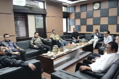 Bupati Garut Sinergi dengan Pengelola, Kembangkan TWA Gunung Papandayan demi Dorong Ekonomi