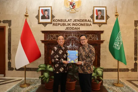 Diplomasi Kuliner Indonesia Menggema di Timur Tengah, Buku Rasa Bhayangkara Nusantara Resmi Hadir di Jeddah