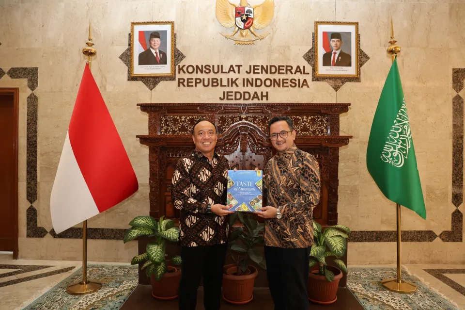 Diplomasi Kuliner Indonesia Menggema di Timur Tengah, Buku Rasa Bhayangkara Nusantara Resmi Hadir di Jeddah