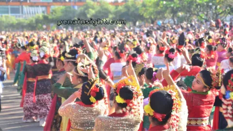 CFD Bekasi Meledak! Ribuan Penari Kuasai Jalan, Hari Tari Sedunia Jadi Sorotan 