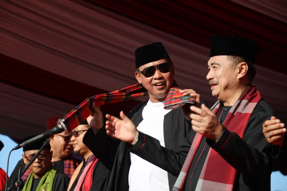 CFD Bekasi Meledak! Ribuan Penari Kolosal, Tri Adhianto Serukan Generasi Muda Jaga Budaya