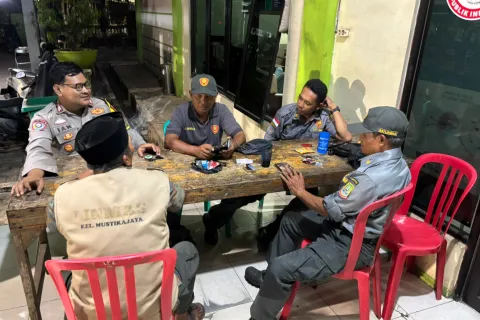 Jaga Jakarta On The Spot, Polsek Bantargebang Serap Aspirasi Warga Mustikajaya
