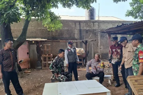 Polisi, TNI, dan Pemerintah Kelurahan Perkuat Sinergi Bersama Masyarakat Jaga Kamtibmas di Kota Bekasi