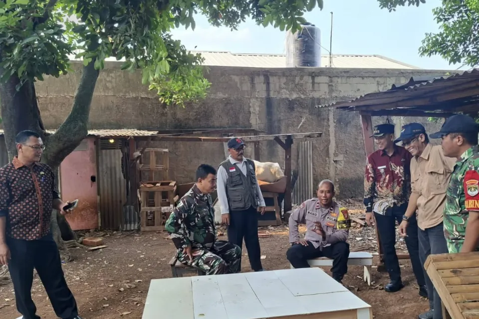 Polisi, TNI, dan Pemerintah Kelurahan Perkuat Sinergi Bersama Masyarakat Jaga Kamtibmas di Kota Bekasi