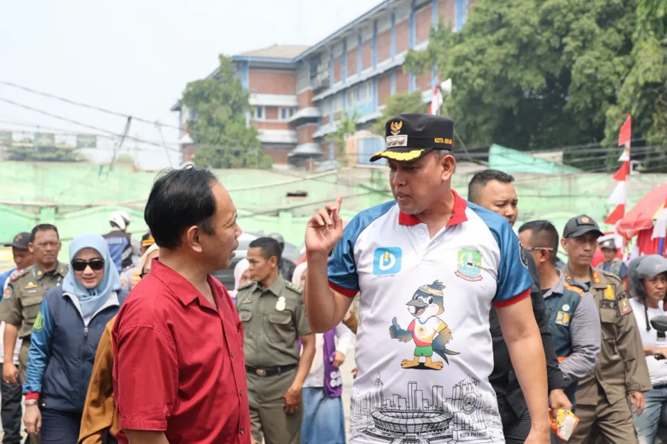 Kabel Semrawut hingga Lapak Basement Ditata, Tri Adhianto Percepat Pembenahan Pasar Baru Bekasi