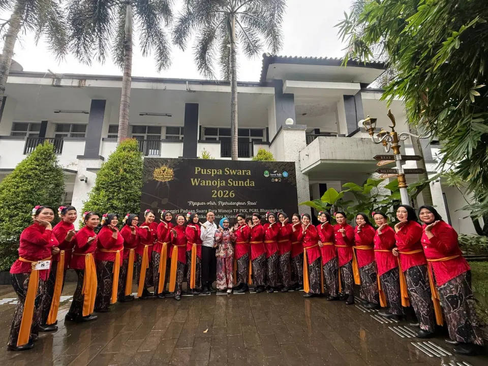 Terbaru Hari Ini : TP PKK Bekasi Barat Tampil di Purwakarta, Fakta Ajang Puspa Swara Wanoja Sunda Dibongkar—Budaya dan Peran Perempuan Jadi Sorotan!