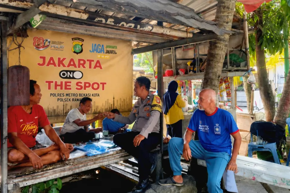 Terbaru Kapolsek Rawalumbu Serap Aspirasi Warga Bojong Rawalumbu Perkuat Sinergitas Kamtibmas