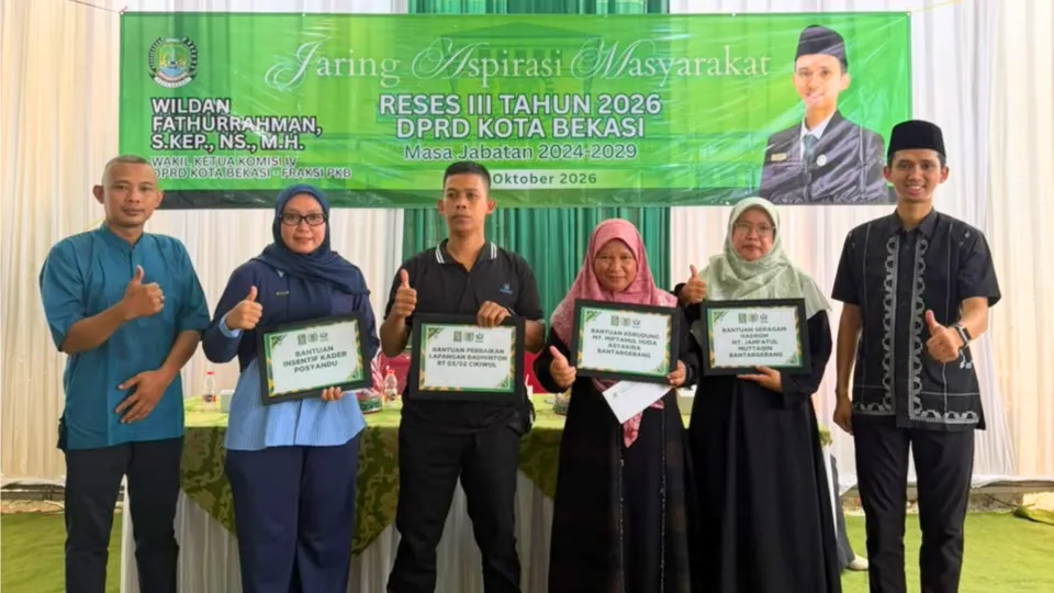 Reses III DPRD Kota Bekasi, Wildan Salurkan Bantuan Stimulan untuk Warga dan Lembaga Kemasyarakatan