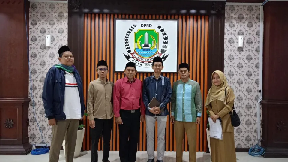 Terima Audiensi FKM Bantargebang, Wakil Ketua Komisi IV DPRD Kota Bekasi Dorong Beasiswa Siswa dan Insentif Guru Madrasah
