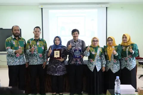 Wiwiek Hargono Bawa Pulang Jurus Baru dari SLB Bantul, Siswa SLB Patriot Bekasi Didorong Siap Mandiri