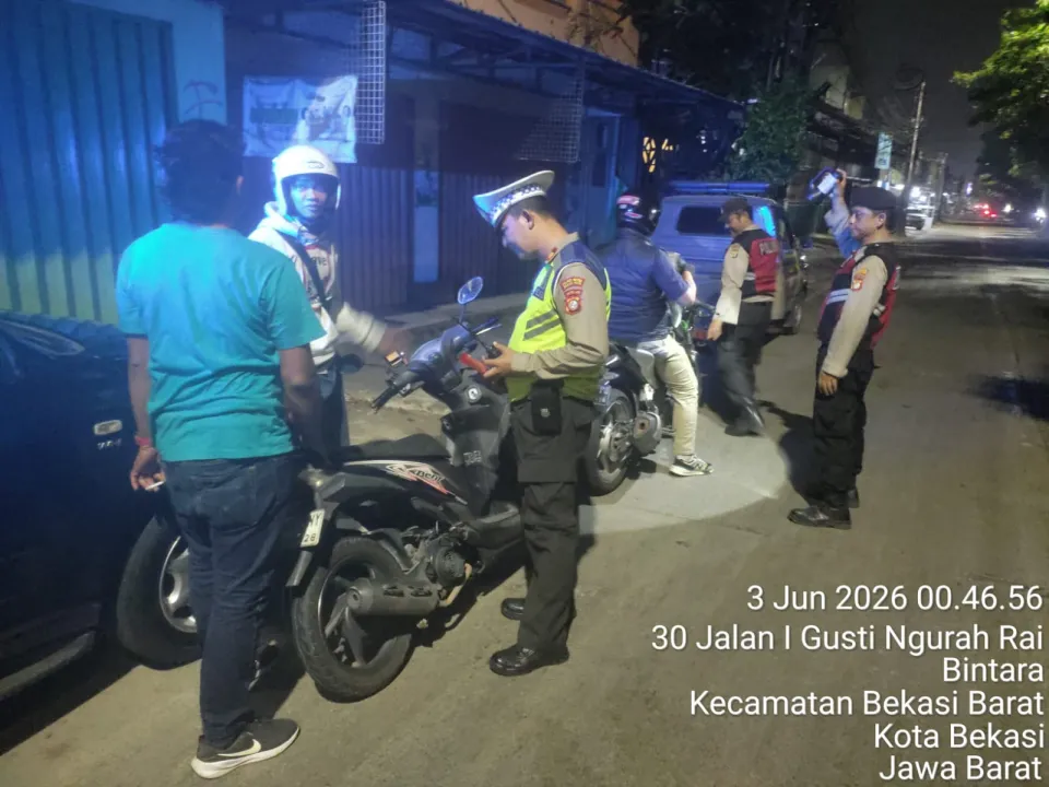 Polsek Bekasi Barat Gelar Razia dan Patroli Dini Hari, Kejahatan Jalanan Jadi Target Utama