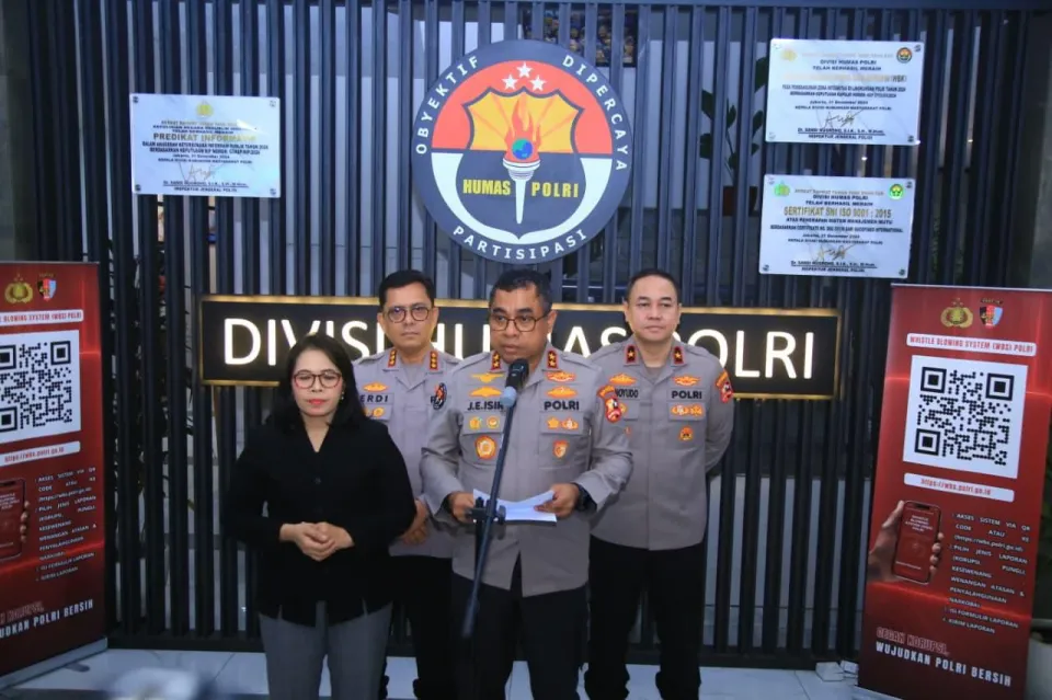 Polri Larang Anggota Live Streaming Saat Bertugas, Ini Aturan dan Alasannya