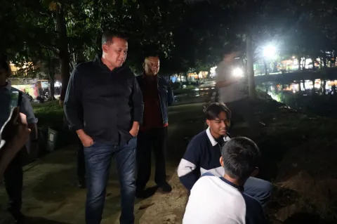 Sidak Malam Tri Adhianto, Danau Duta Harapan Siap Disulap Jadi Ikon Wisata Bekasi