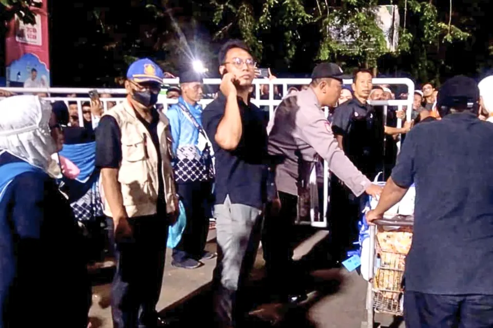 Polsek Bekasi Selatan Amankan Pemulangan Jamaah Haji 2026 di Asrama Haji Bekasi