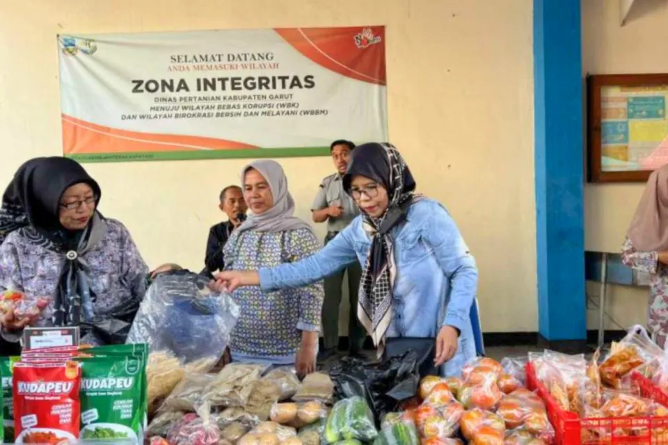 FESTA Dinas Pertanian Garut Perluas Pasar Produk Tani Lokal, Petani dan KWT Bertemu Langsung dengan Konsumen