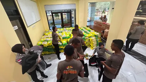 Terbaru 3.500 Paket Sembako Disiapkan Polri, 10 Truk Bantuan Segera Dikirim ke Nagekeo dan Ngada