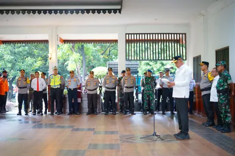 Jelang Mudik Lebaran 2026, Wali Kota Bekasi Pimpin Apel Tiga Pilar: Pesan Khusus Kapolri Jadi Sorotan