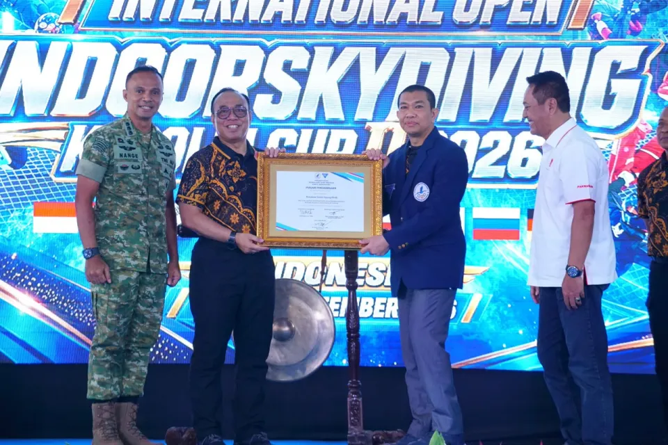 Tim Terjun Payung Polri Sumbang 1 Emas dan 2 Perak untuk Indonesia di Kejuaraan FAI Asia 2026